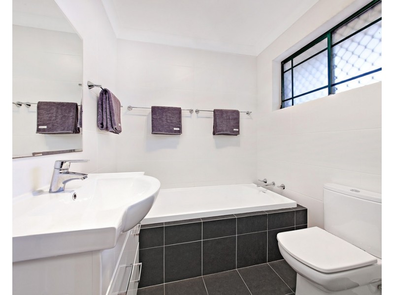 1/190 Croydon Avenue, Croydon Park NSW 2133