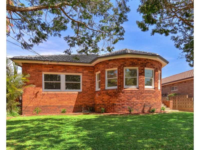 4 Turton Avenue, Clemton Park NSW 2206