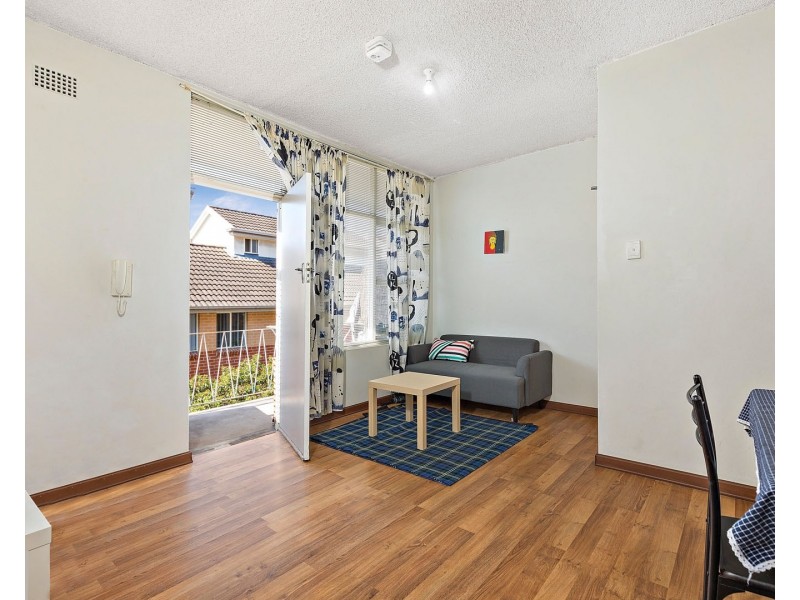 9/33 Alt Street, Ashfield NSW 2131