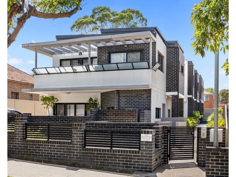 4/8 Hampton Street, Croydon Park NSW 2133
