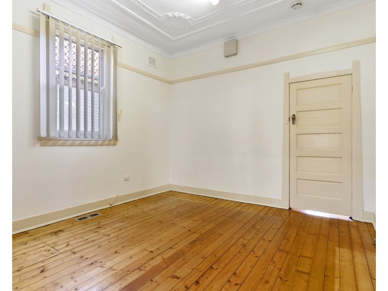 14 Yeo Avenue, Ashfield NSW 2131