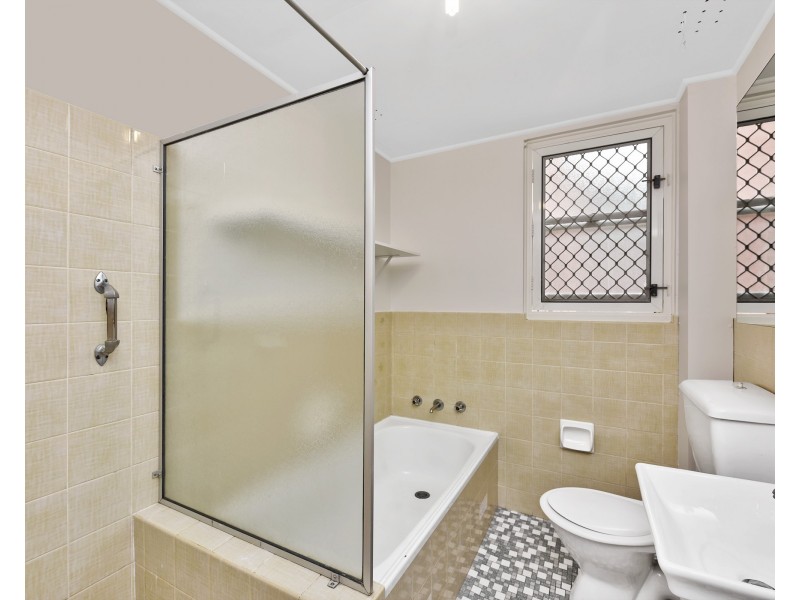 4/2 Melrose Street, Croydon Park NSW 2133