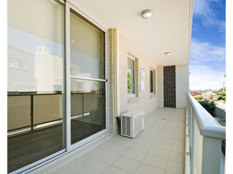 8/92 Liverpool Road, Burwood Heights NSW 2136