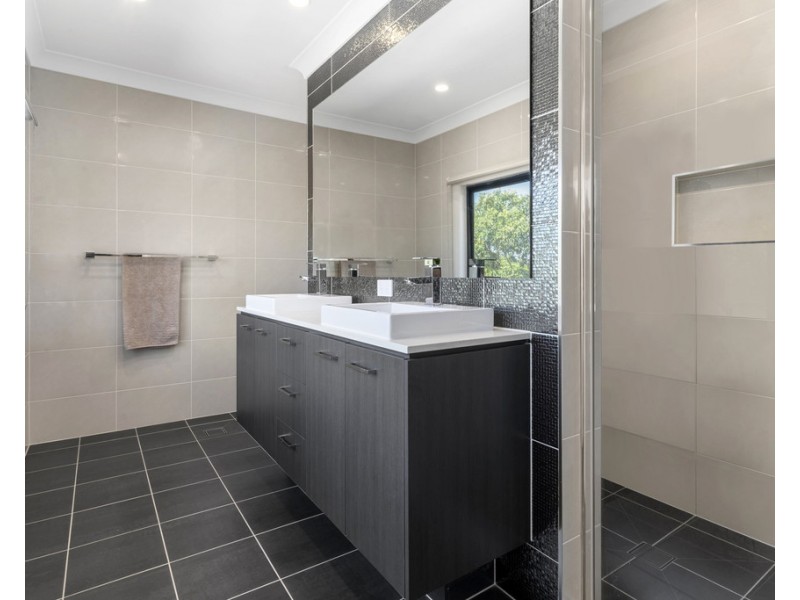 61 Seymour Parade, Belfield NSW 2191