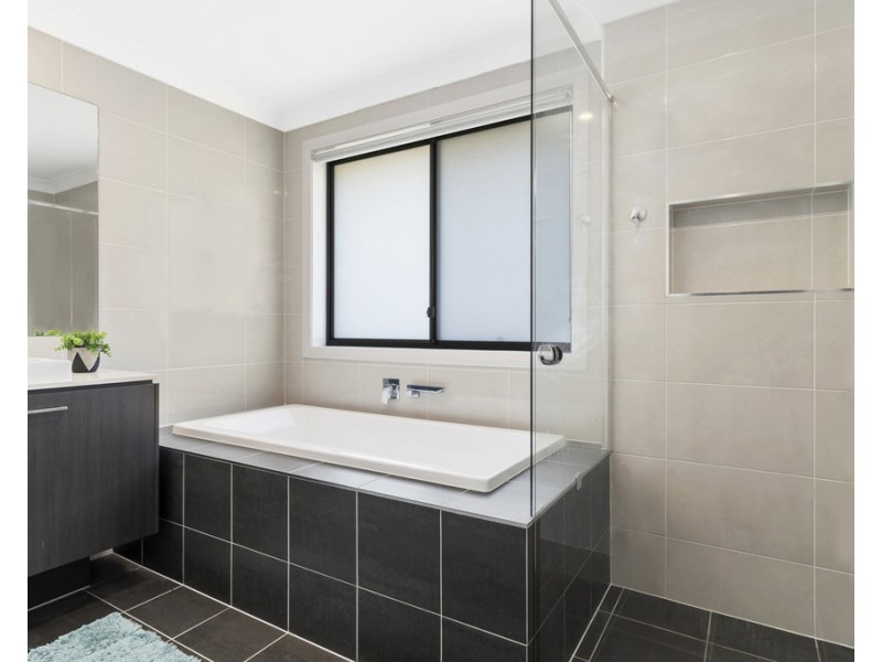 61 Seymour Parade, Belfield NSW 2191