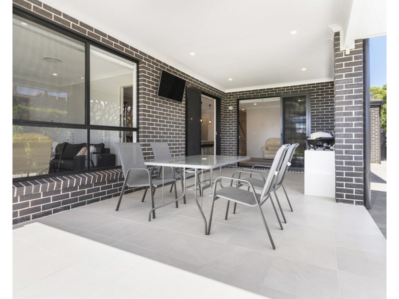 61 Seymour Parade, Belfield NSW 2191