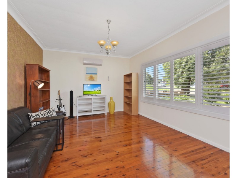 7 Murray Street, Greenacre NSW 2190