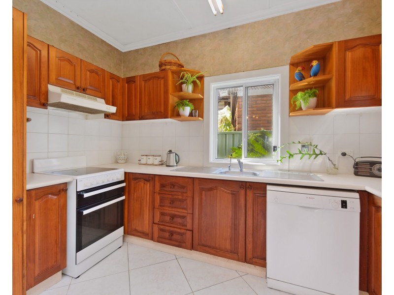 7 Murray Street, Greenacre NSW 2190