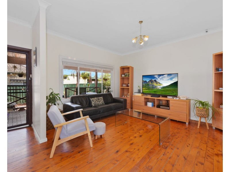 7 Murray Street, Greenacre NSW 2190