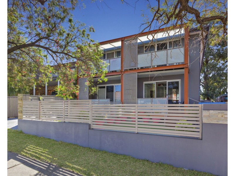 2/6 Dunmore Street, Croydon Park NSW 2133