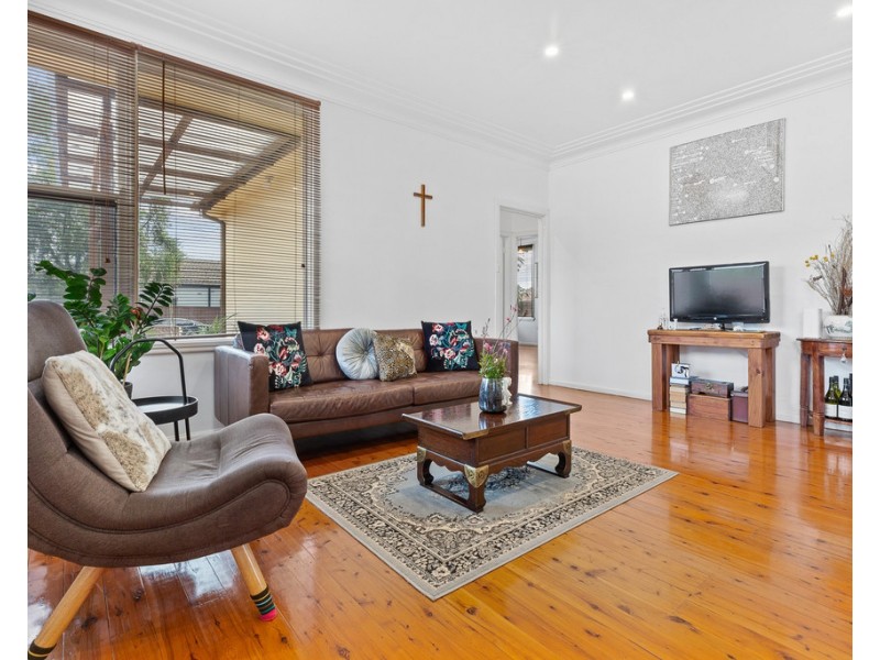 2 Robyn Avenue, Belfield NSW 2191