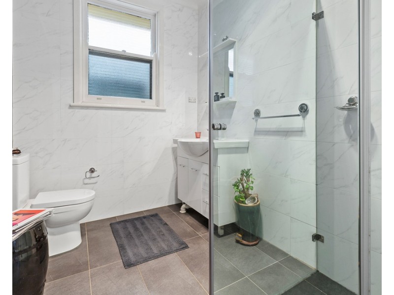 2 Robyn Avenue, Belfield NSW 2191