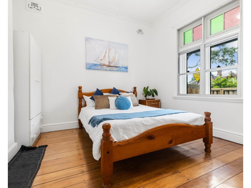 17 Old Canterbury Road, Lewisham NSW 2049