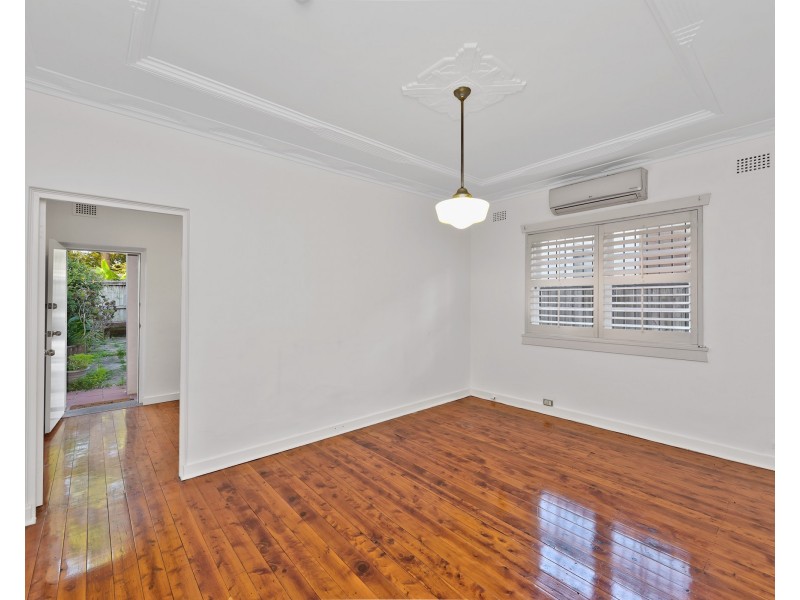 2/91 Charlotte Street, Ashfield NSW 2131