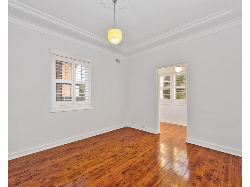 2/91 Charlotte Street, Ashfield NSW 2131