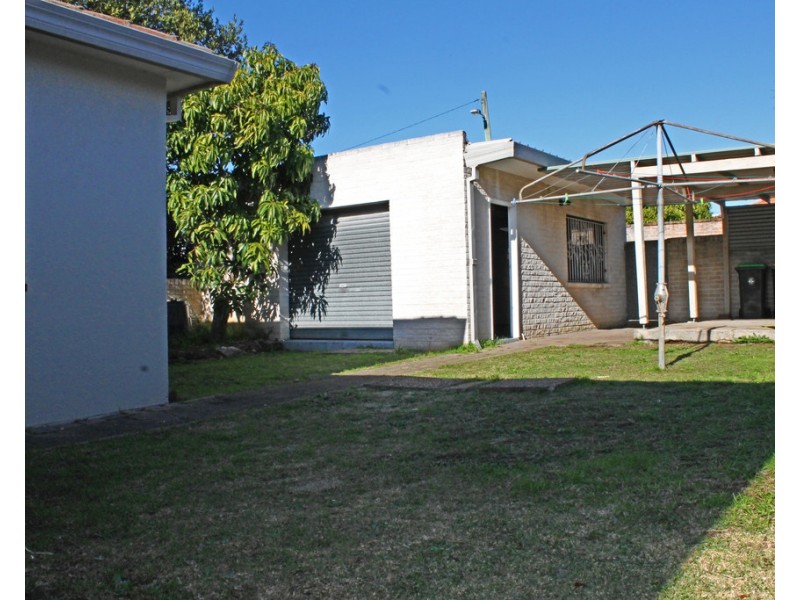 32 Waratah Street, Canterbury NSW 2193