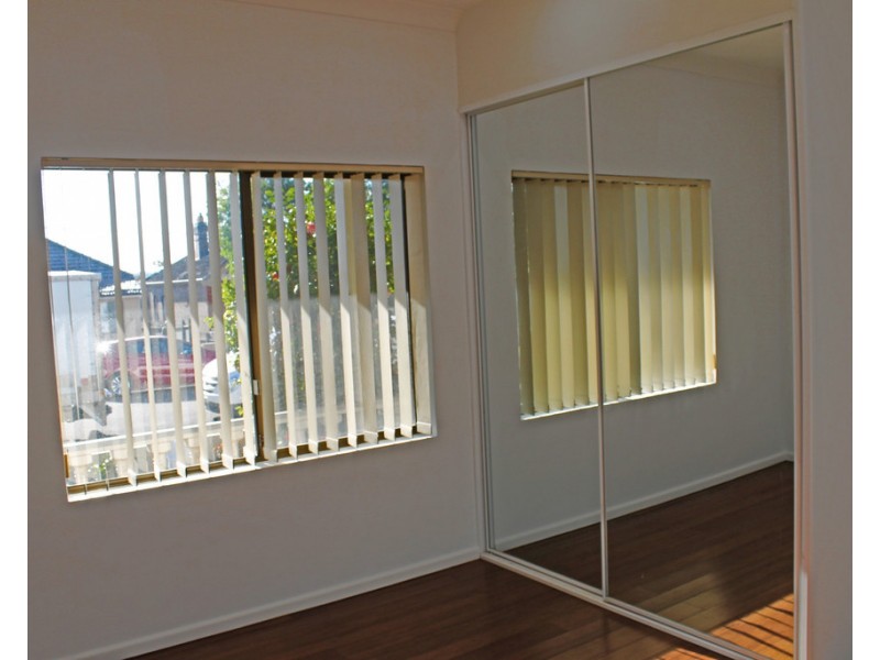 32 Waratah Street, Canterbury NSW 2193