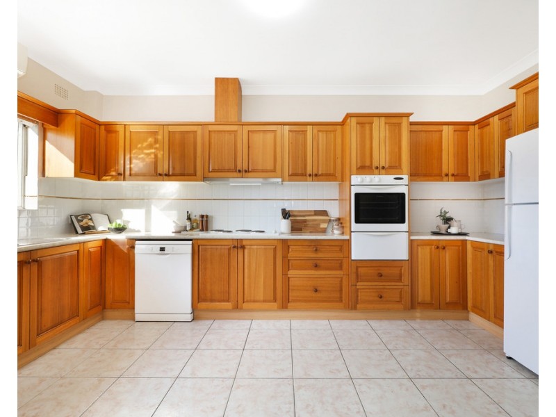 32 Chuter Avenue, Monterey NSW 2217