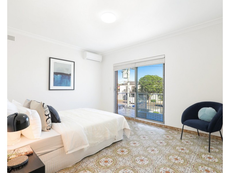 32 Chuter Avenue, Monterey NSW 2217