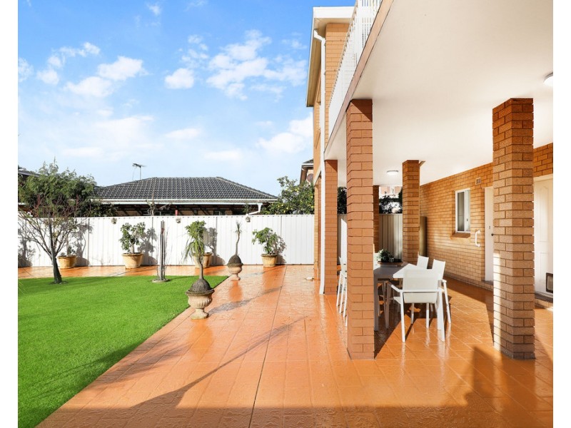 32 Chuter Avenue, Monterey NSW 2217