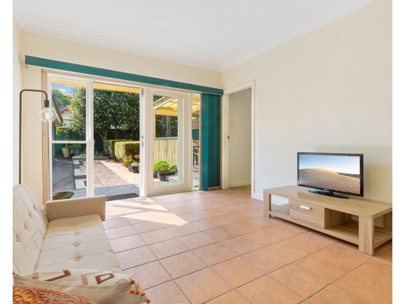 6 Robinson Street, Belfield NSW 2191