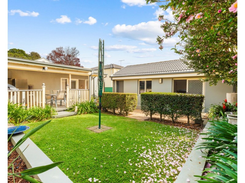 6 Robinson Street, Belfield NSW 2191