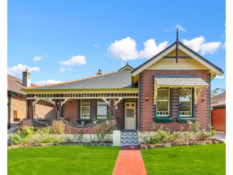 1 Tahlee Street, Burwood NSW 2134