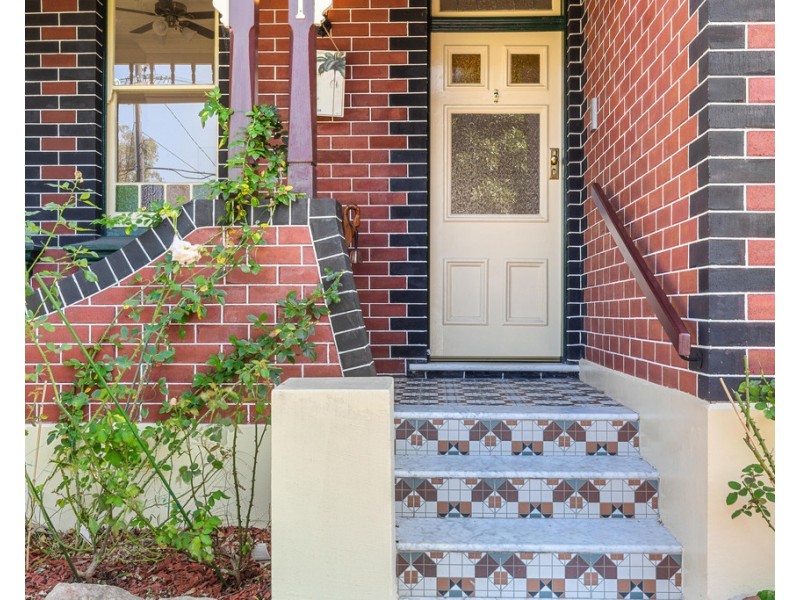 1 Tahlee Street, Burwood NSW 2134