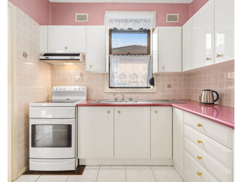 27 Jean Street, Seven Hills NSW 2147