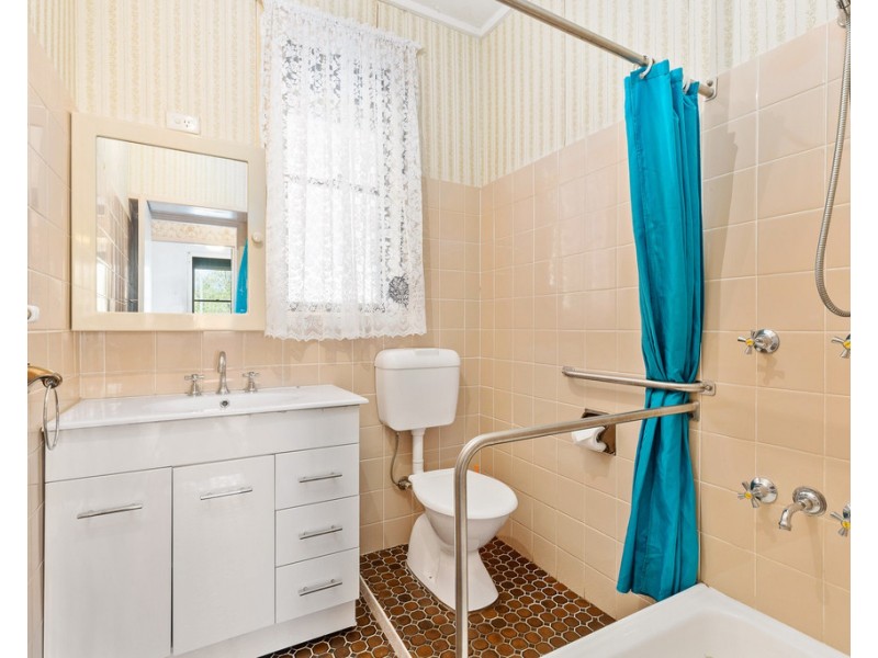 27 Jean Street, Seven Hills NSW 2147