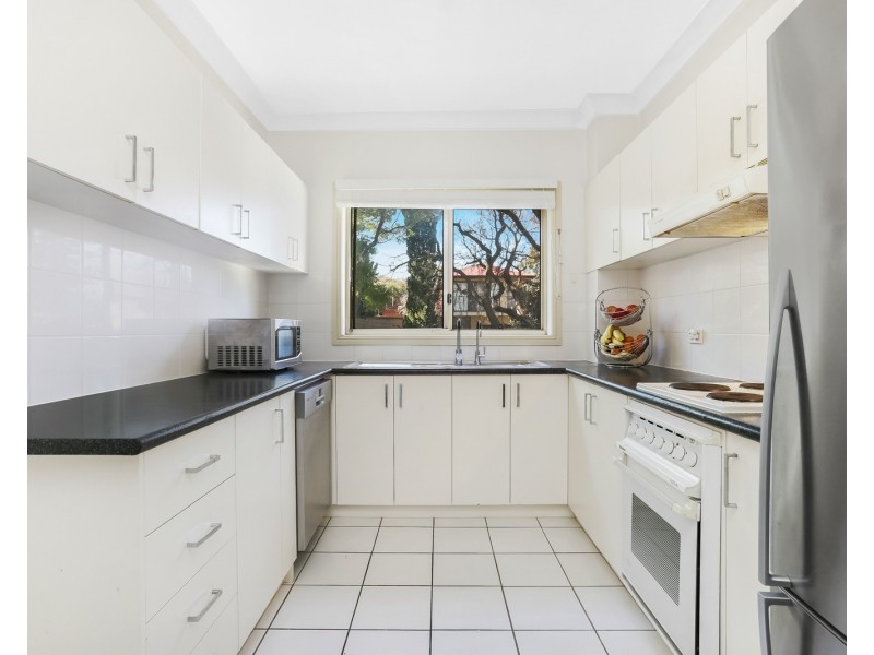 3/3A Queensborough Road, Croydon Park NSW 2133