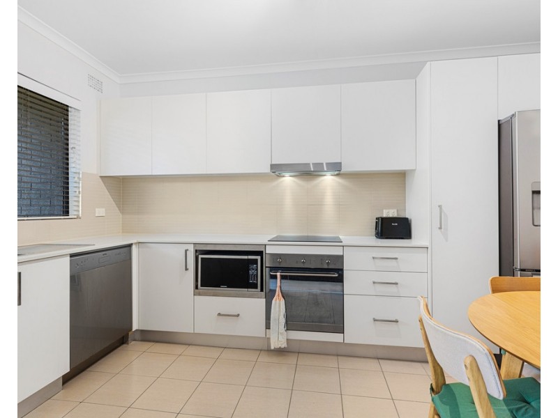 2/9-11 Taringa Street, Ashfield NSW 2131
