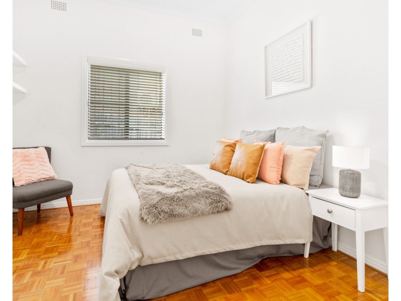 35 Fourth Street, Ashbury NSW 2193