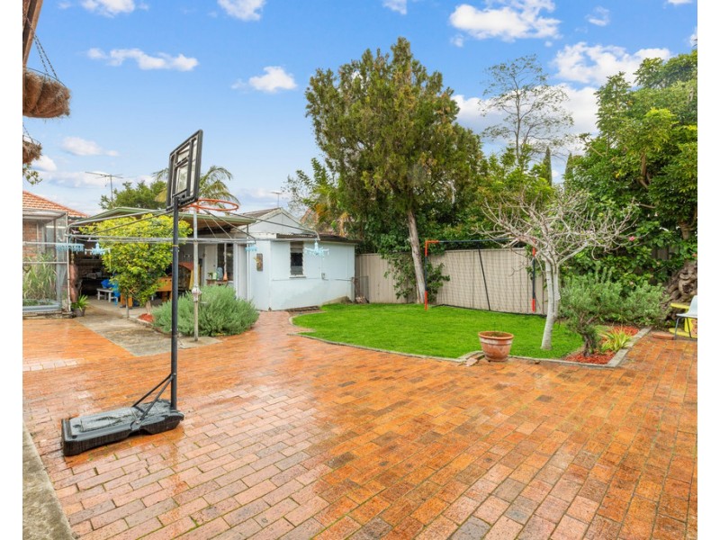 3 Ayr Street, Ashbury NSW 2193