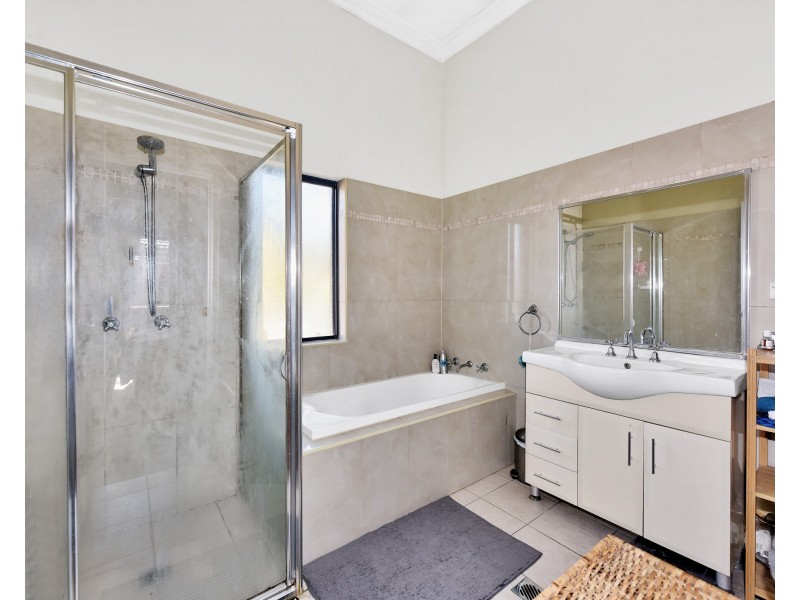 2/95 Alt Street, Ashfield NSW 2131