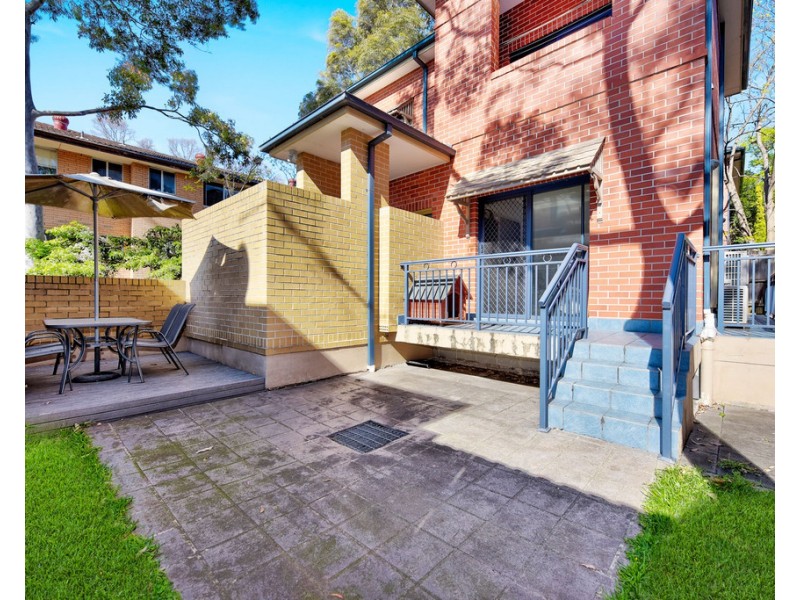 2/95 Alt Street, Ashfield NSW 2131