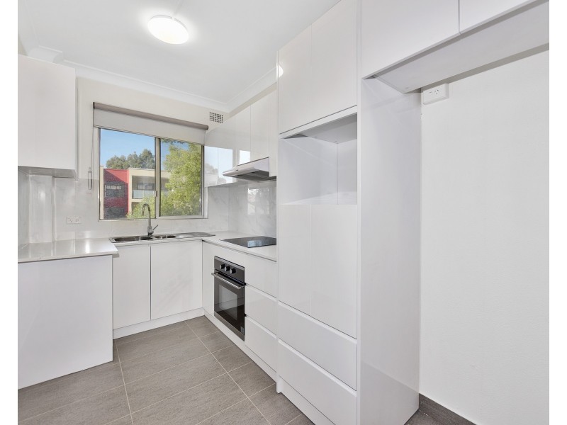 2/12-14 Wigram Street, Harris Park NSW 2150