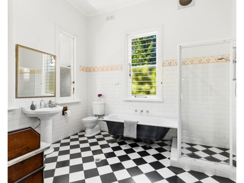 26 Froggatt Crescent, Croydon NSW 2132