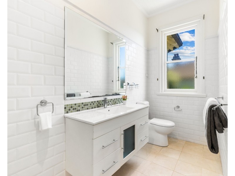 26 Froggatt Crescent, Croydon NSW 2132