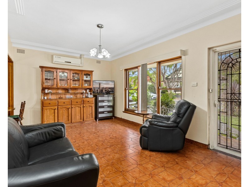 9 Richmond Avenue, Ashfield NSW 2131