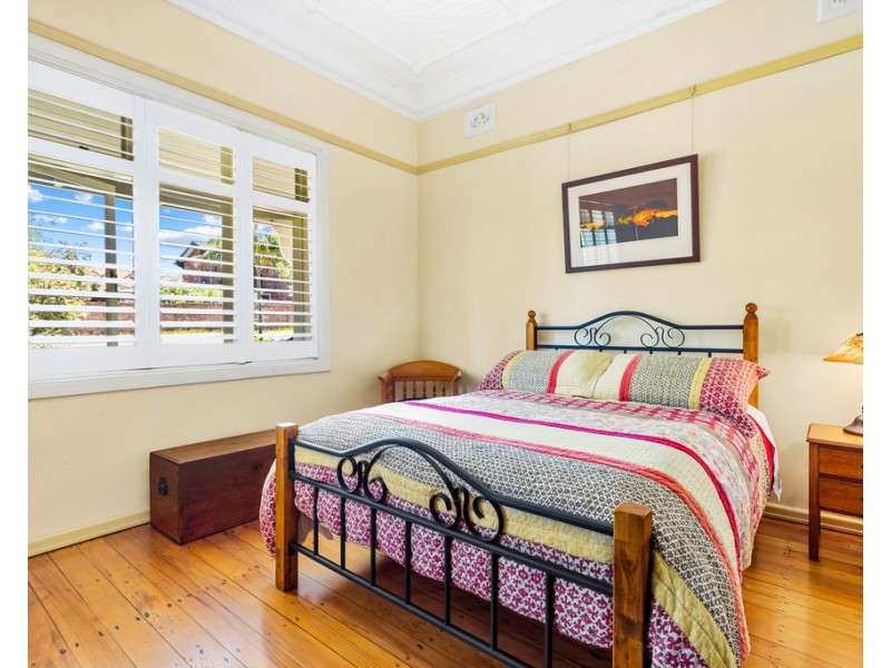 15 Ardgryffe Street, Burwood Heights NSW 2136