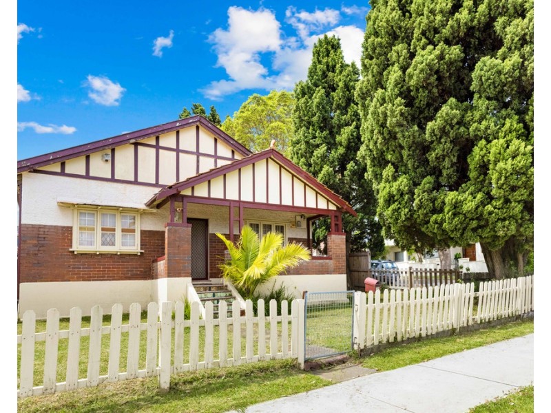 32 Violet Street, Croydon Park NSW 2133