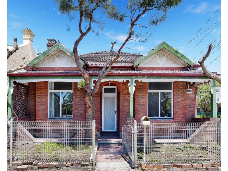 152 Unwins Bridge Road, St Peters NSW 2044