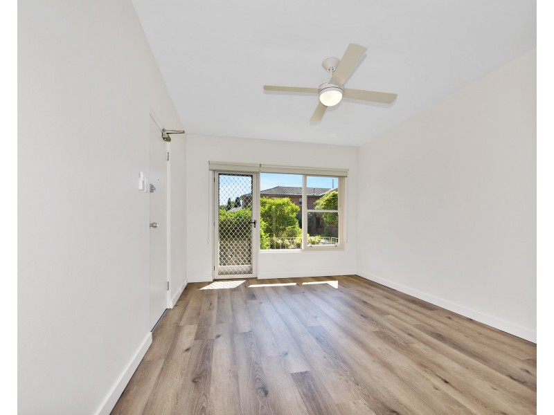 9/28a Henry Street, Ashfield NSW 2131
