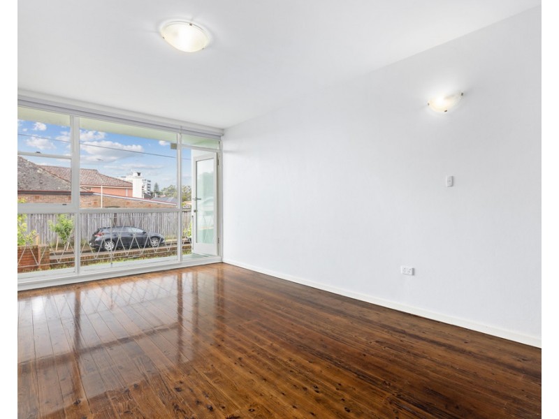 1/42 Robert Street, Ashfield NSW 2131
