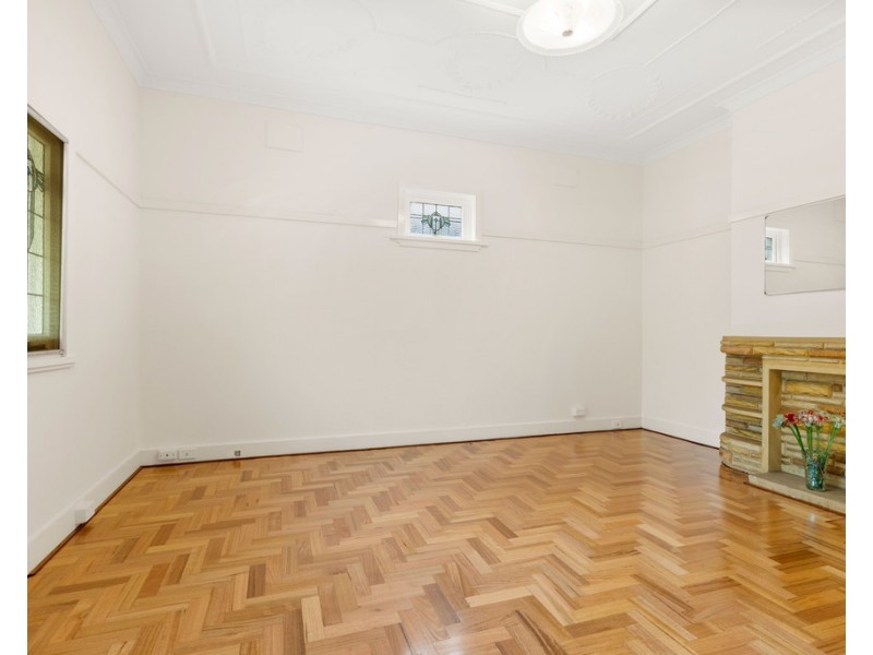 19 Yeo Avenue, Ashfield NSW 2131