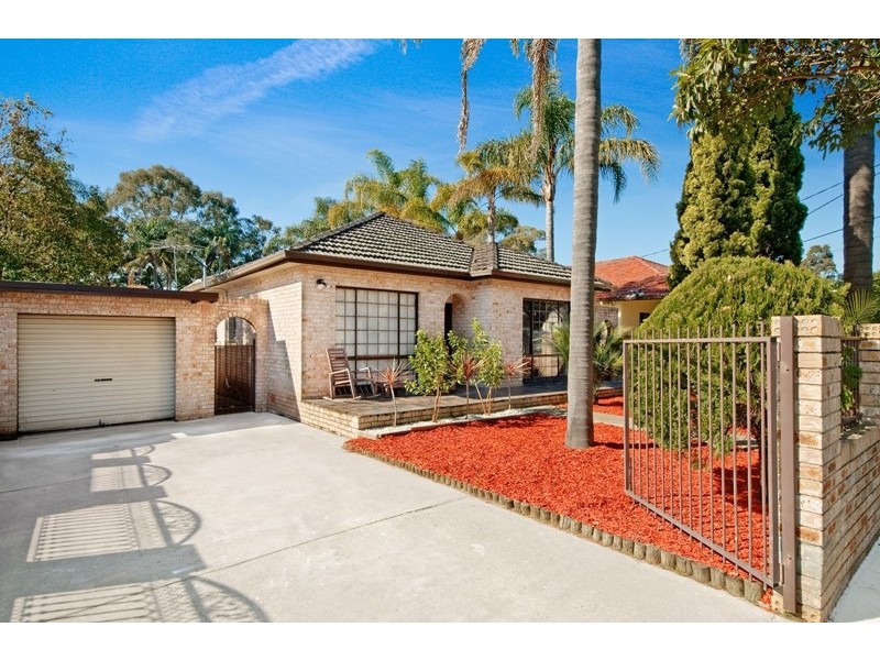 54 Water Street, Belfield NSW 2191