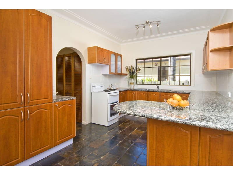 54 Water Street, Belfield NSW 2191