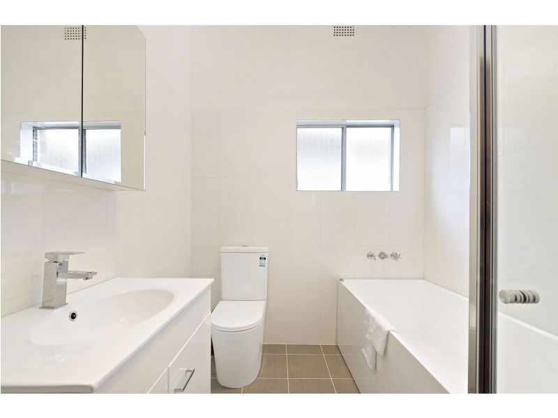 25 Woodlands Road, Ashbury NSW 2193