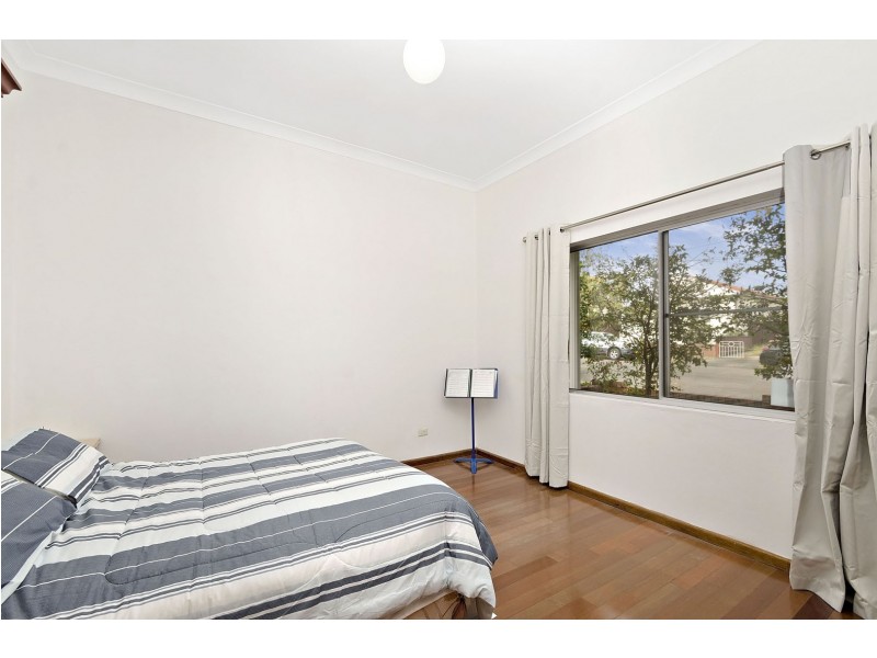 25 Woodlands Road, Ashbury NSW 2193